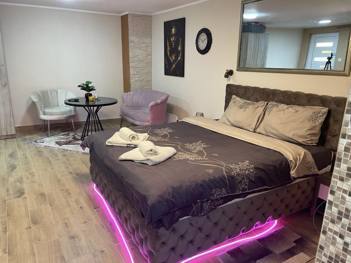 Aris Lux Appartement Ni Buitenkant foto